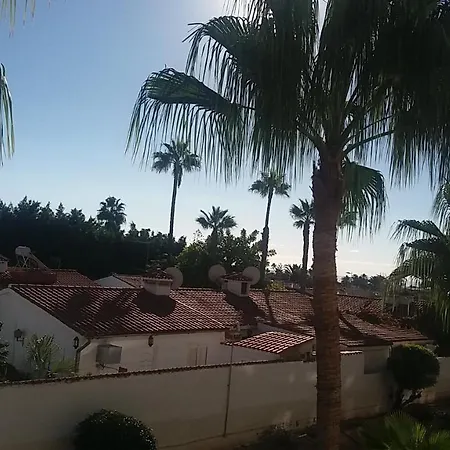 Playa Апартаменти *