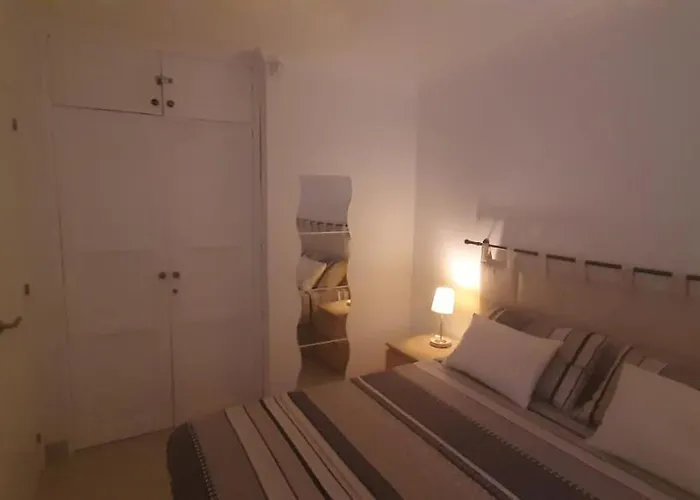 普拉亚公寓 * 普拉亚戴尔雷安格莱斯